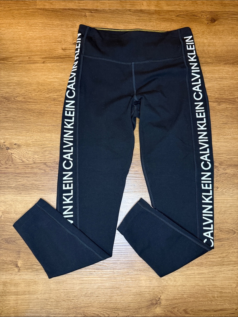 CK Performance Stretch Leggings Gym Yoga Athletic Black Spellout Logo Women’s M